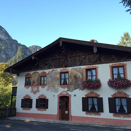Ferienwohnungen Im Lueftlmalereck, Mussldomahaus Oberammergau Ngoại thất bức ảnh