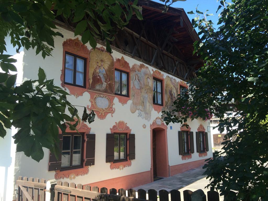 Ferienwohnungen Im Lueftlmalereck, Mussldomahaus Oberammergau Ngoại thất bức ảnh