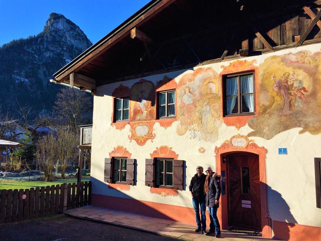 Ferienwohnungen Im Lueftlmalereck, Mussldomahaus Oberammergau Ngoại thất bức ảnh